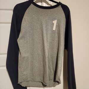 Abercrombie & Fitch Gray and Navy Raglan Shirt